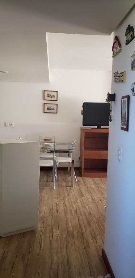 Apartamento A Um Passo Da Rua Torta Com Wifi กรามาโด ภายนอก รูปภาพ